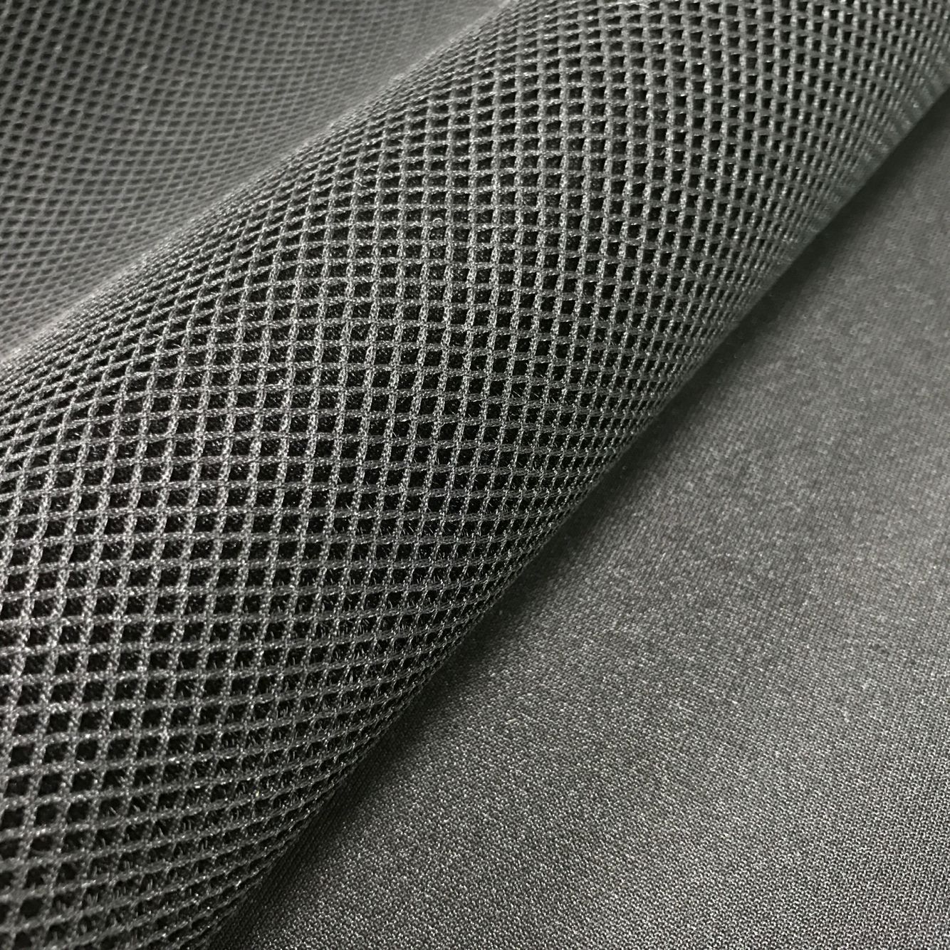 0682 3D网眼涤纶车饰面料三明治网眼布专业鞋材网布