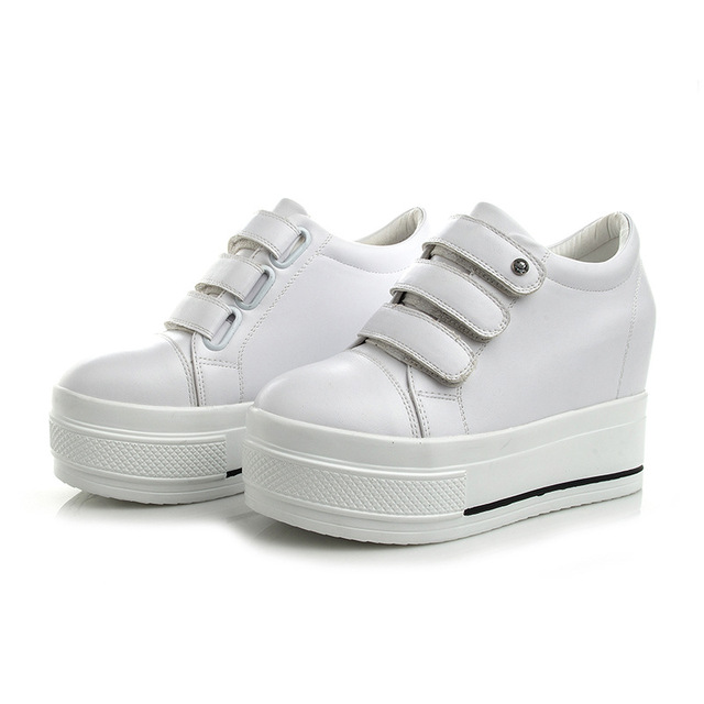 Giày nữ màu trắng hoang dã mới 2019 phiên bản Hàn Quốc của giày đế bệt đế dày Velcro tăng giày nữ thông thường Giày cao