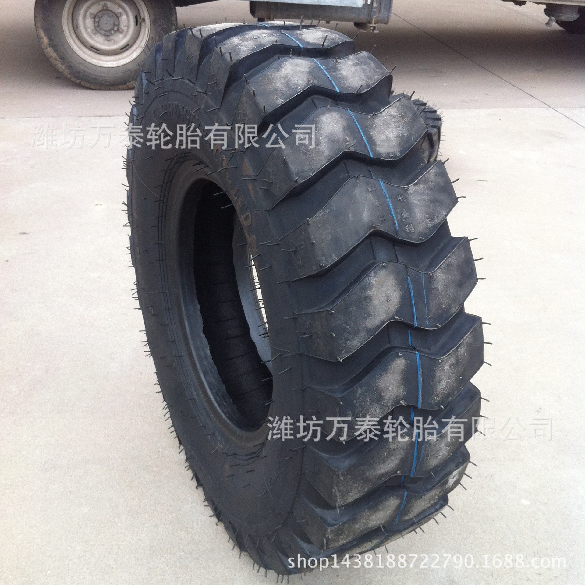 厂家直销 农用拖拉机轮胎9.00-16 羊角花纹 农用轮胎 耐磨