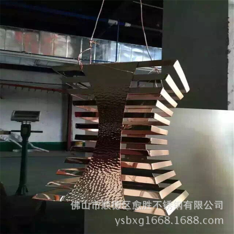 葫芦岛酒店彩色不锈钢钣金加工  钣金加工异型不锈钢工艺彩色件