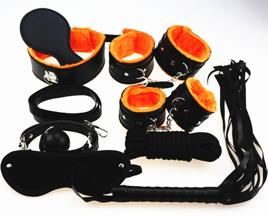Transfronterizo juguetes sexuales felpa 10-piece set esposas boca enchufe látigo juguetes adultos de peluche traje de cuero