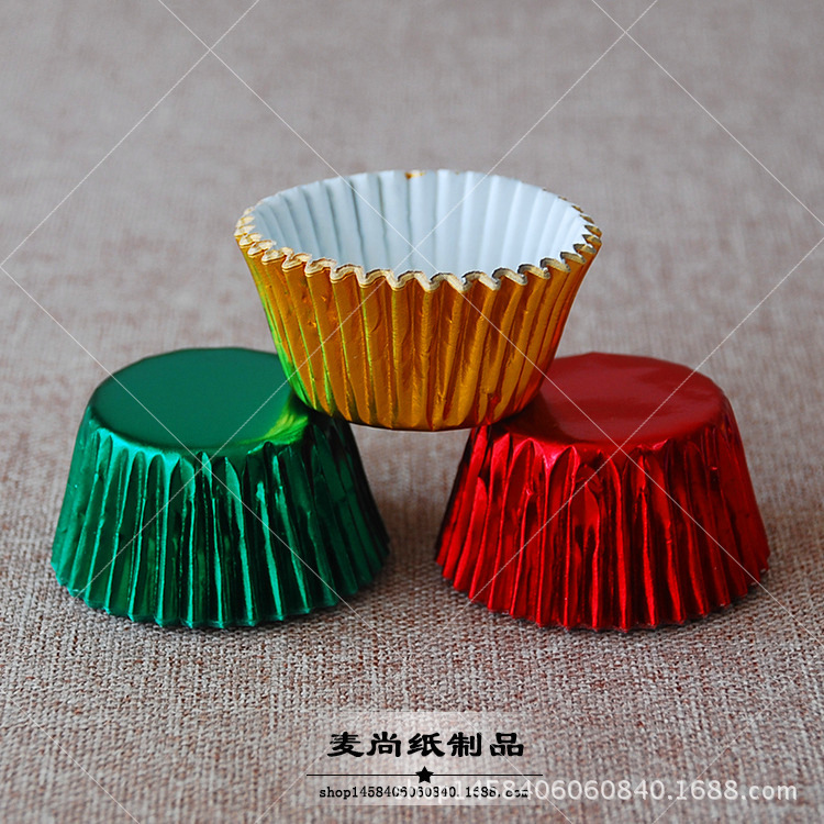 Comercio exterior Exportación de oro y plata color aluminio papel pastel taza de papel pequeño tamaño nieve Mei Niang pastel papel titular de papel de chocolate