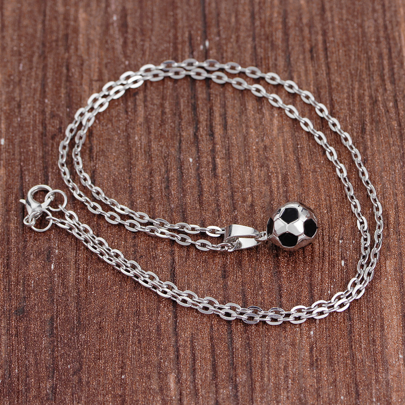 Creative World Cup Football Pendant Sweater Chain Necklace Hot Selling Necklace Women Wholesale Nihaojewelry display picture 7