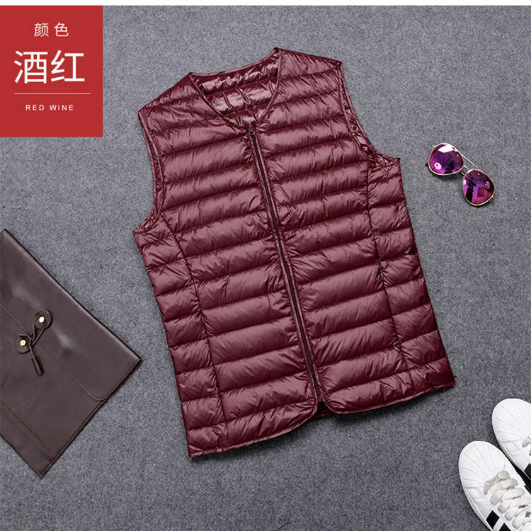 2020 90% down round neck collarless short vest men's and women's light down vest sleeveless inner Vest Jacket