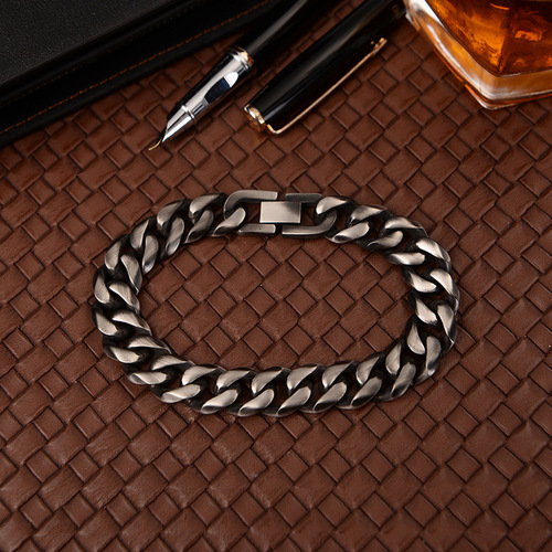 Factory Wholesale Titanium Steel Jewelry European and American Retro Men's Bracelet Single Weave Six-Sided Polished Titanium Steel Bracelet Creative Accessory