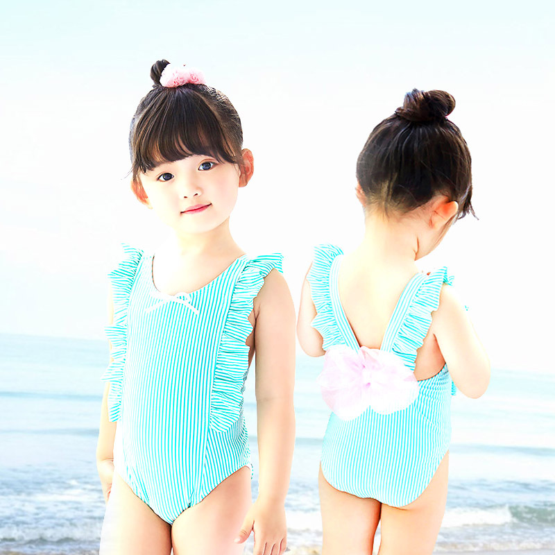 Children's cute green swimwear with bow