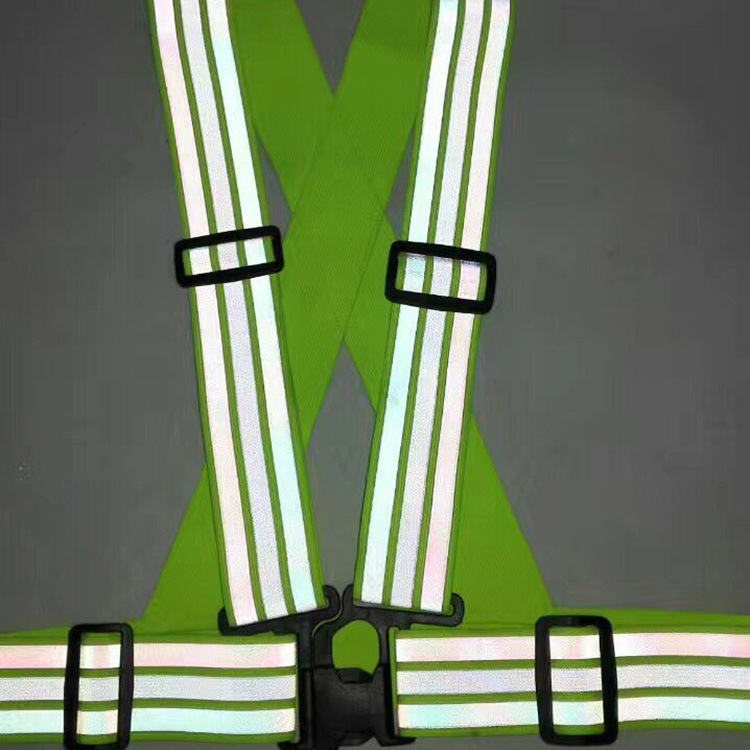 厂家供应2024年新款V型反光背心 反光马夹 厂家来样订购优惠价