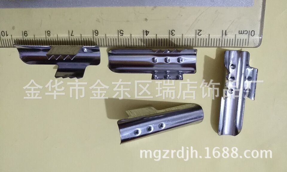 厂家直供包1CM粗绳子指甲扣绳尾夹扣子绳头锁扣卡扣倒扣