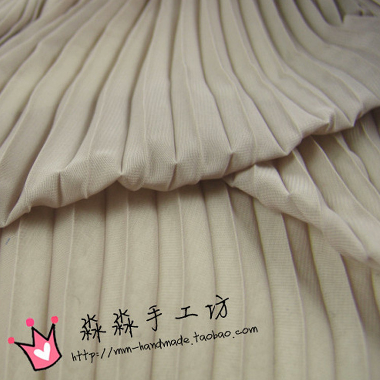 服装纺织布料 卡其色成熟风琴立褶裸色薄雪纺纱 百褶大摆裙子面料