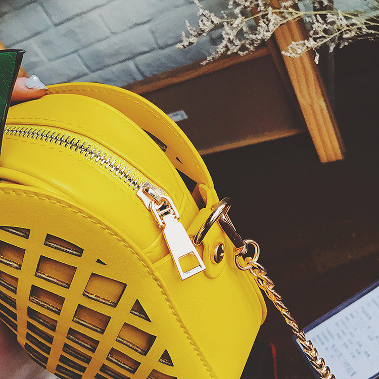 女生时尚包包女2017新款潮斜挎包韩版咖啡杯链条女包个性创意