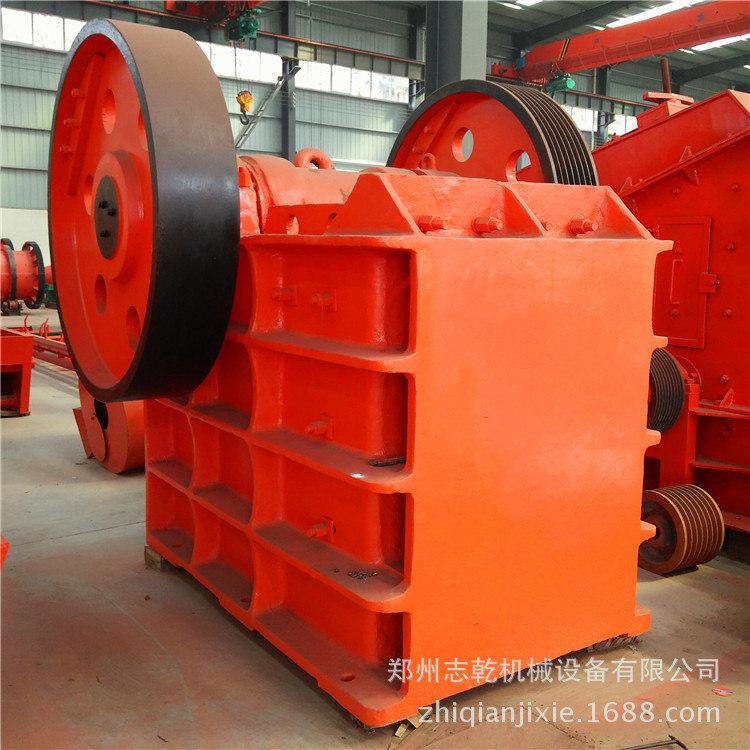 沙石破碎机 矿山机械设备 陶瓷 矿石鄂破机 砂石生产线石料碎石机