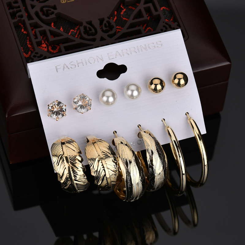 Korean New Fashion 6 Pairs Of Rhinestone Suit Large Circle Earrings Yiwu Nihaojewelry Wholesale display picture 2