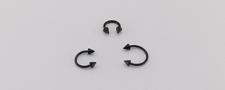 3702850912_996853077