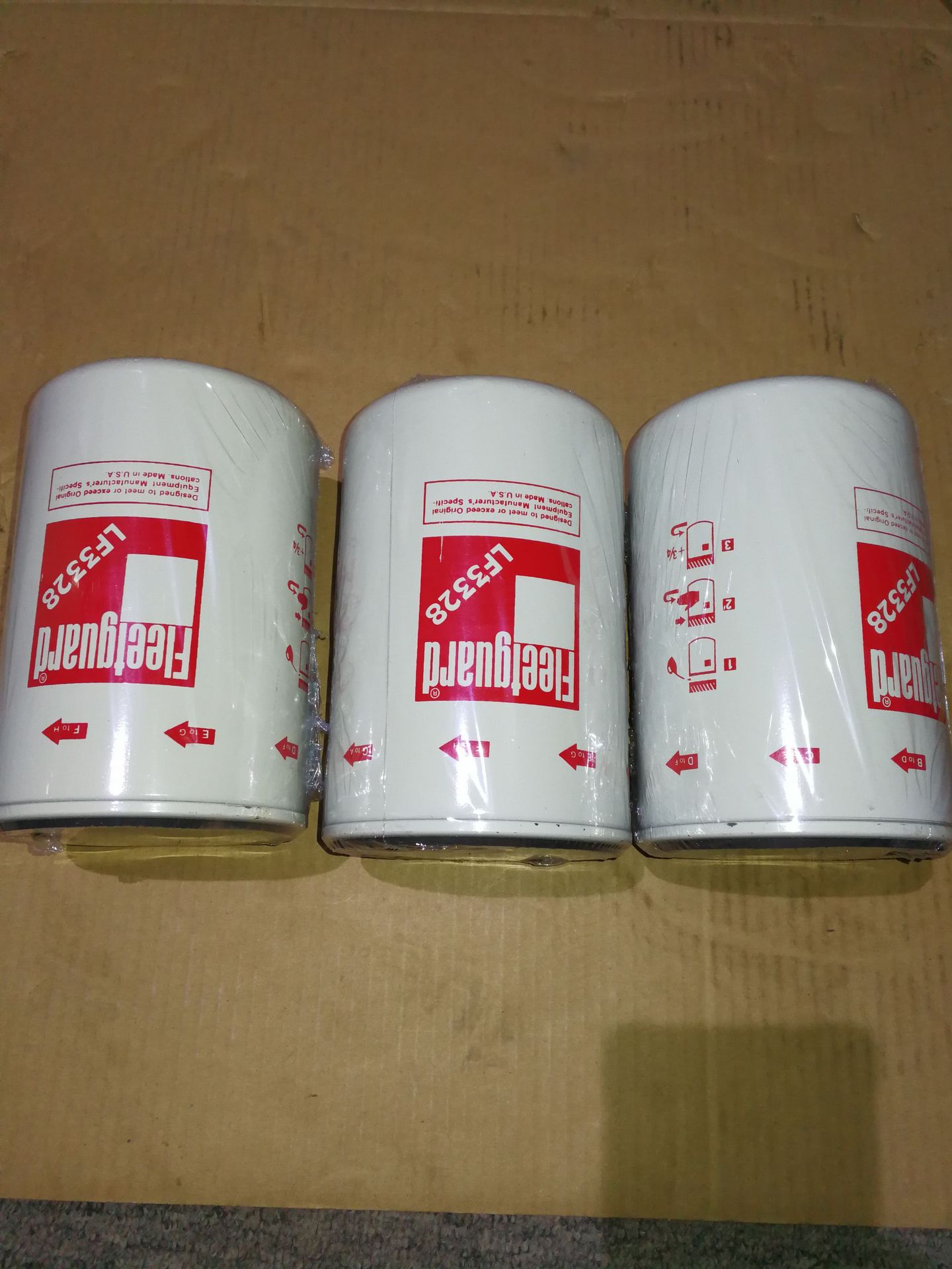 供应发动机原厂滤芯器LF3328