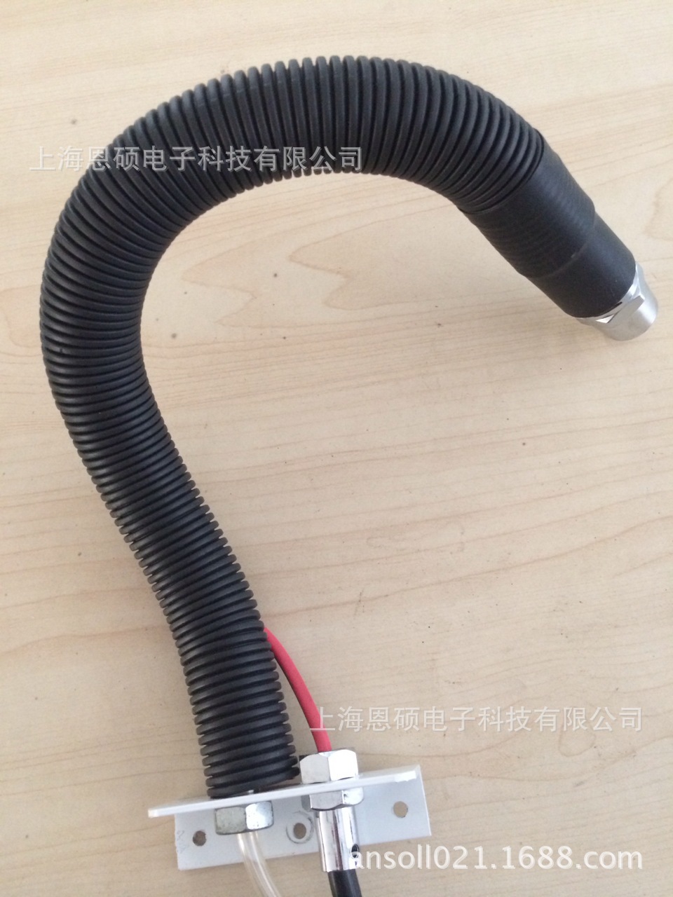 供应角铁形蛇管AS6304离子风消除静电除尘 离子风蛇|ru