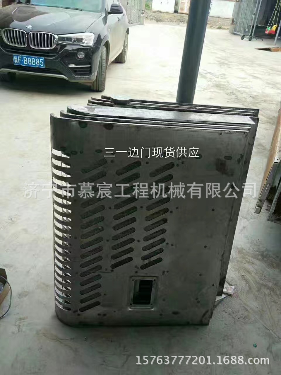 厂家长期供应三一315挖掘机边门 挖掘机钣金件