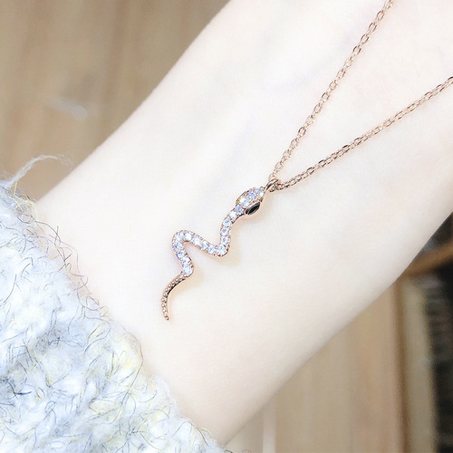 Copper Micro-Engraved Diamond Personalized Snake Style Korean Fashion Women's Necklace, Influencer Style Popular Clavicle Chain Wholesale
