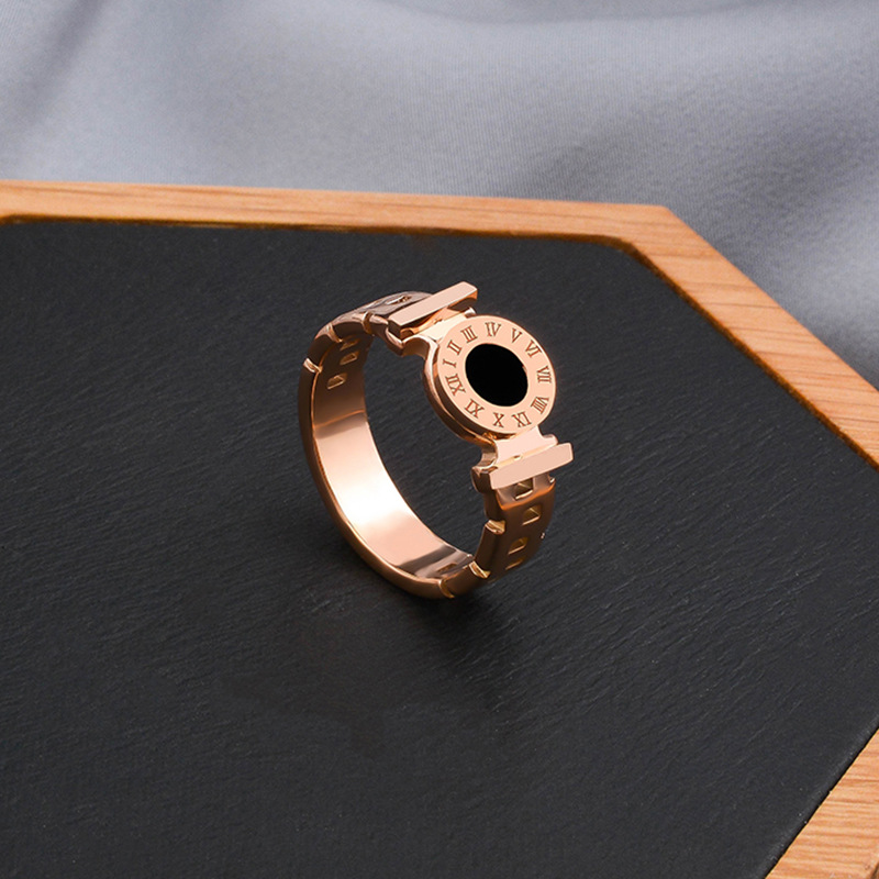 Diseño de nicho de ins anillo digital romano red de acero de titanio femenino anillo de dedo índice de personalidad roja estudiante anillo simple