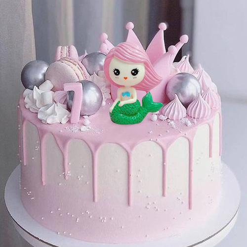 Resin micro landscape ornaments, car ornaments, creative cute car ornaments, princess cake decoration ornaments, car dolls