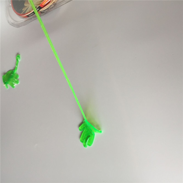 3125152981_571568270