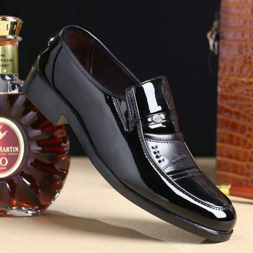 New spring men's business formal leather shoes, breathable casual office work shoes, trendy, fashionable and versatile men's shoes