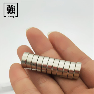 现货供应钕铁硼强磁磁铁D12x3mm圆形强力吸铁石 高强磁铁12*3磁石|ru