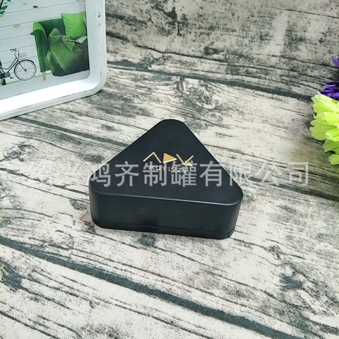【厂家直销】 三角形马口铁盒  黑色铁盒  马口铁 铁盒
