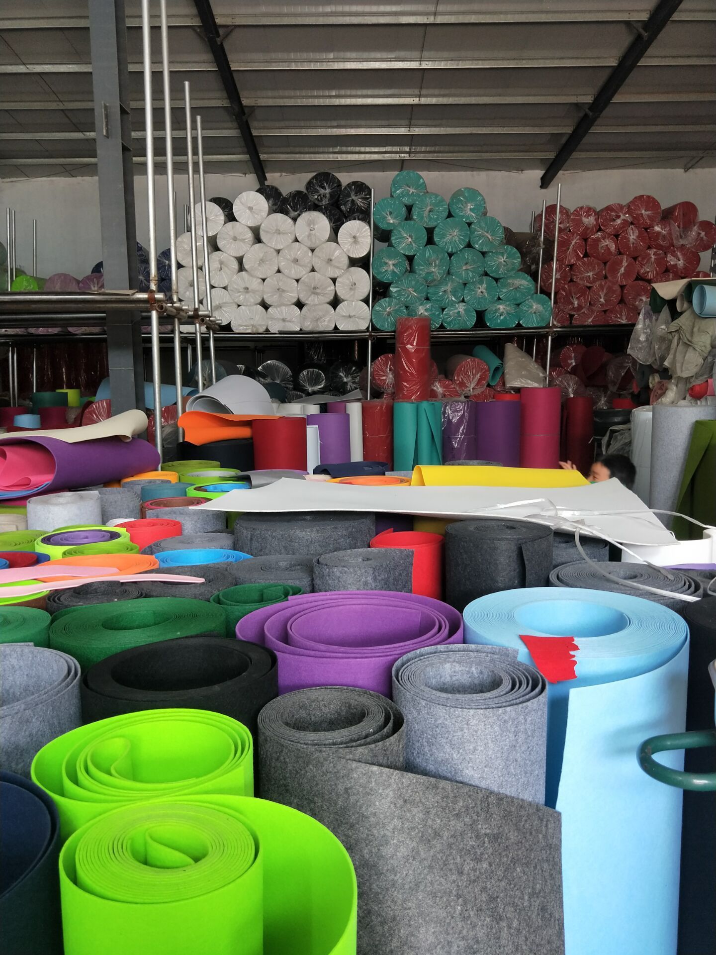 现货批发优质 2mm彩色针刺无纺布 各色化纤毛毡 颜色多种可选