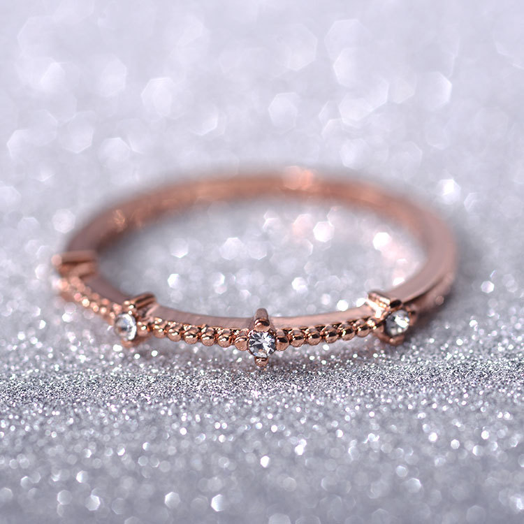 Korea Simple Style 4 Small Broken Diamonds Exquisite Ring Jewelry Wholesale Nihaojewelry display picture 3