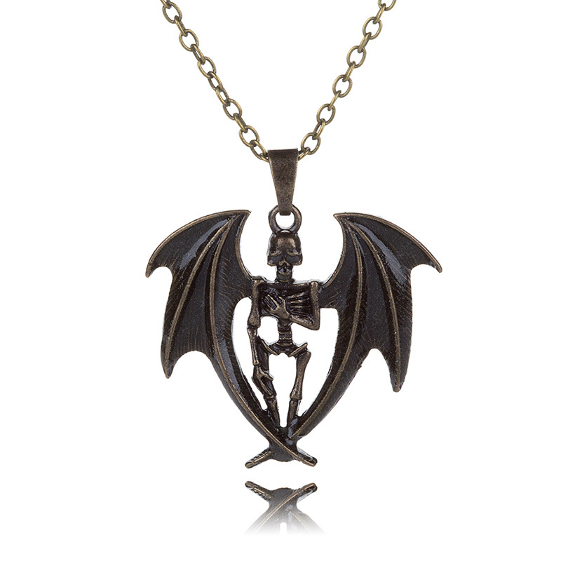 fashion skull pendant luminous necklace