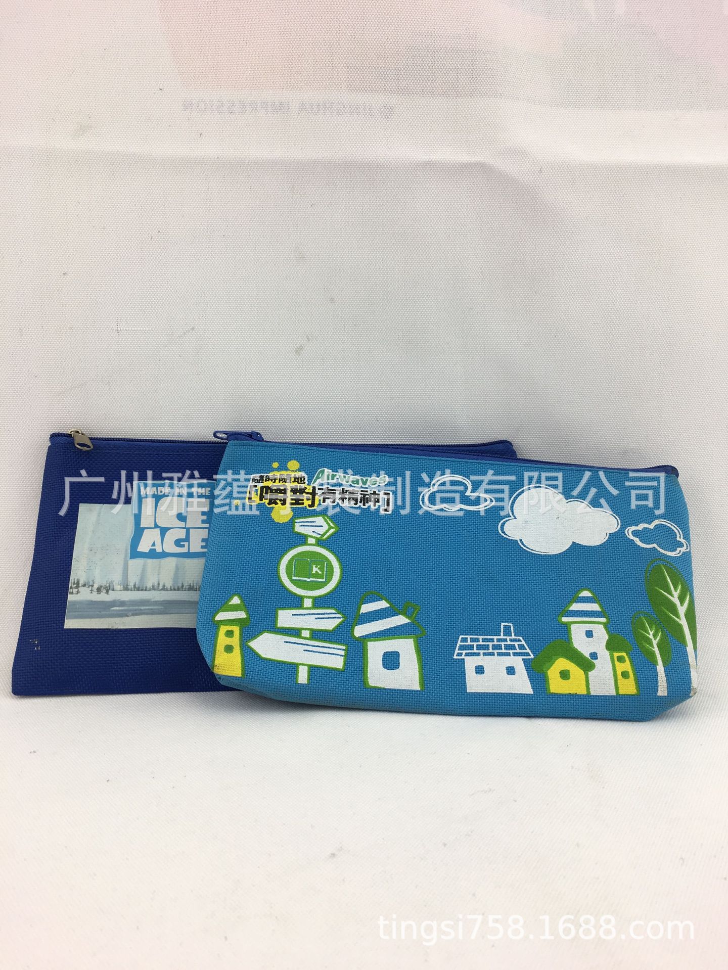 供应卡通600D牛津布袋 拉链笔袋 烫画防水笔袋 印花拉链袋