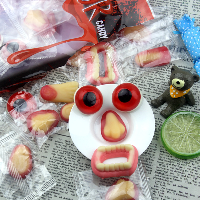 趣味节狂欢装饰搞怪眼珠鼻子假牙齿恐怖烘培耳朵手指脚软糖200g袋