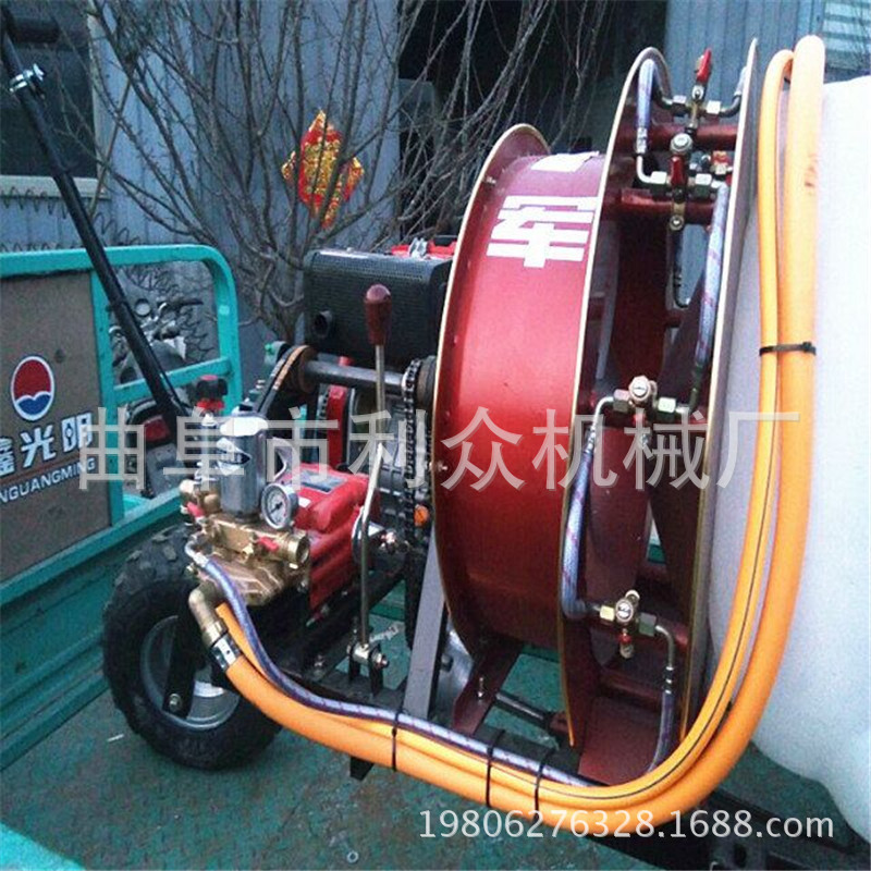 大型自走打药施肥车 自走喷药车价格 农药喷洒车