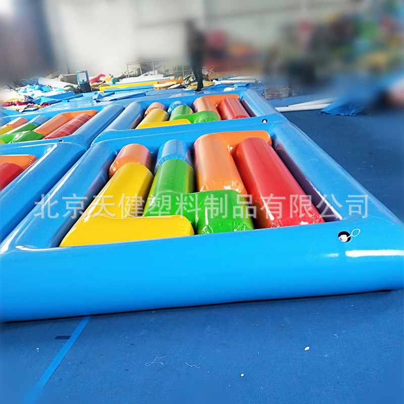 Inflatable tetris
