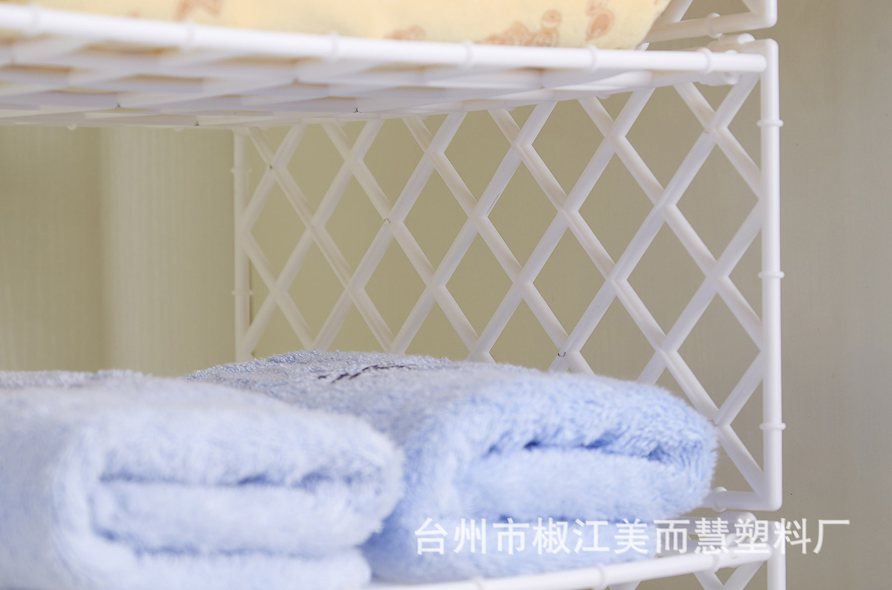 001-73-衣柜收纳架m.jpg