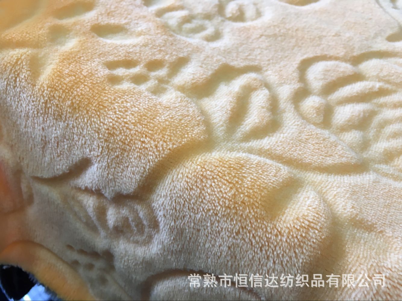 源头厂家 双面法兰绒珊瑚绒 印花布料 素色家纺面料 服装毛绒布-阿里巴巴
