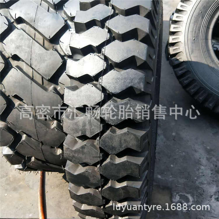 10.00/11.00/12.00/13.00/14.00/16.00-20尼龙 自卸车 卡车轮胎
