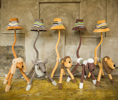 原创卡通毛绒落地灯儿童房卧室装饰品创意台灯生日礼物厂家批发