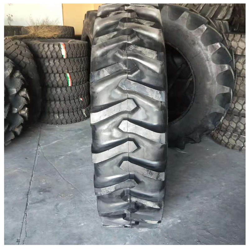 现货供应21L-24 两头忙装载机轮胎 真空工程轮胎 批发零售