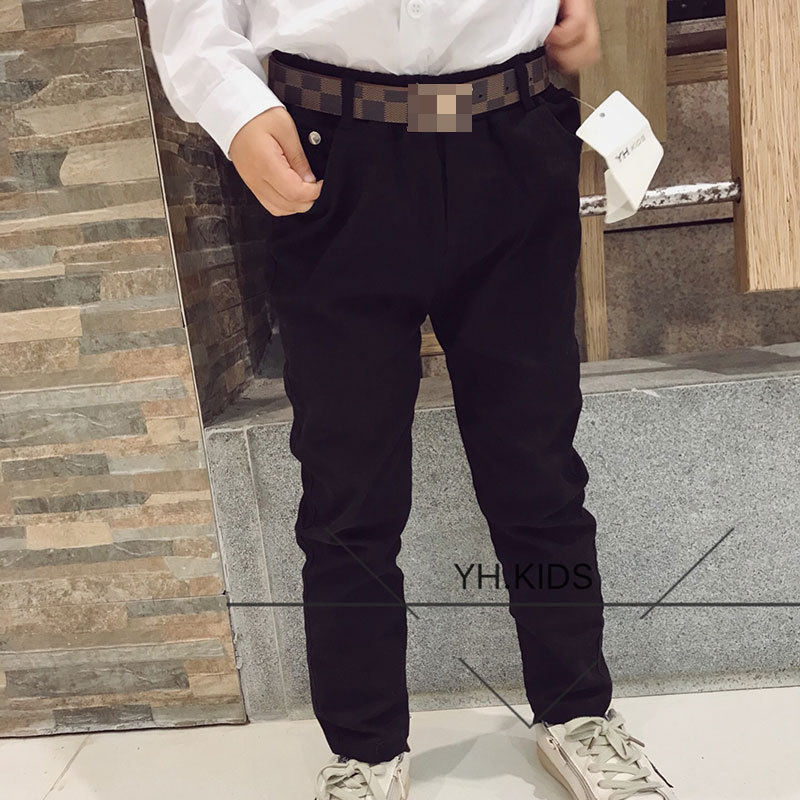 Черные штаны, ремень