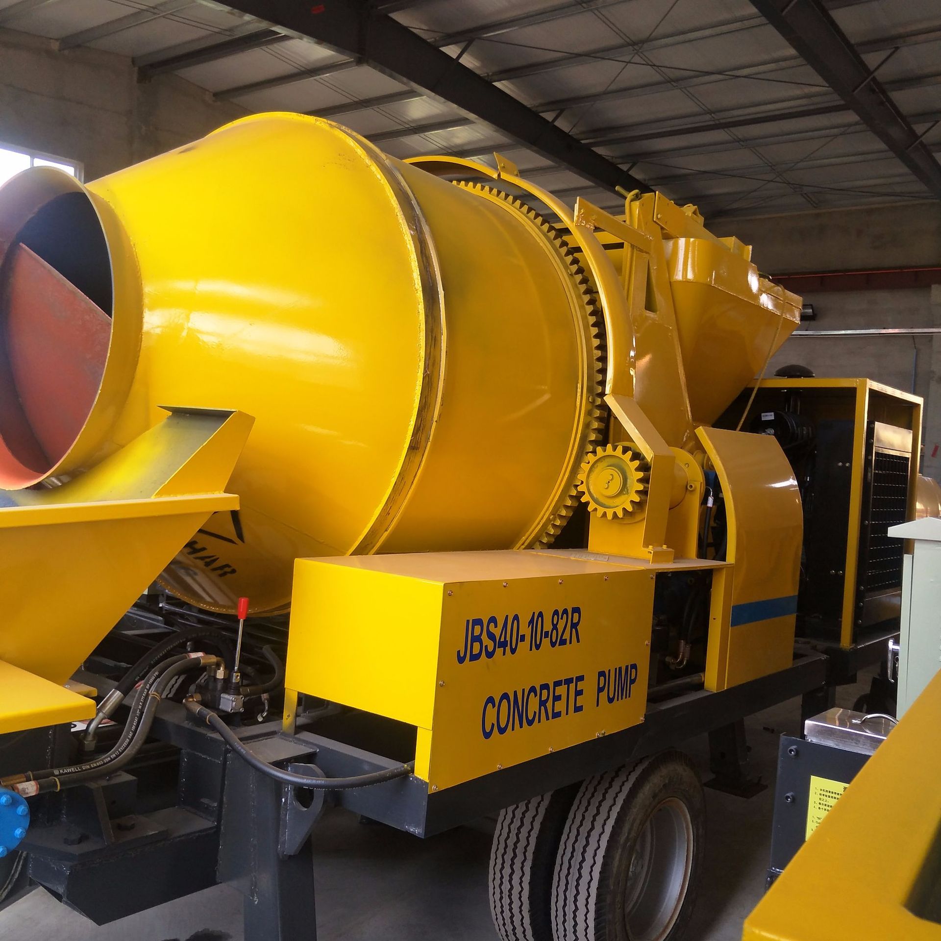 混凝土搅拌机输送一体机 柴油机带搅拌机 潍柴道依茨柴油动力