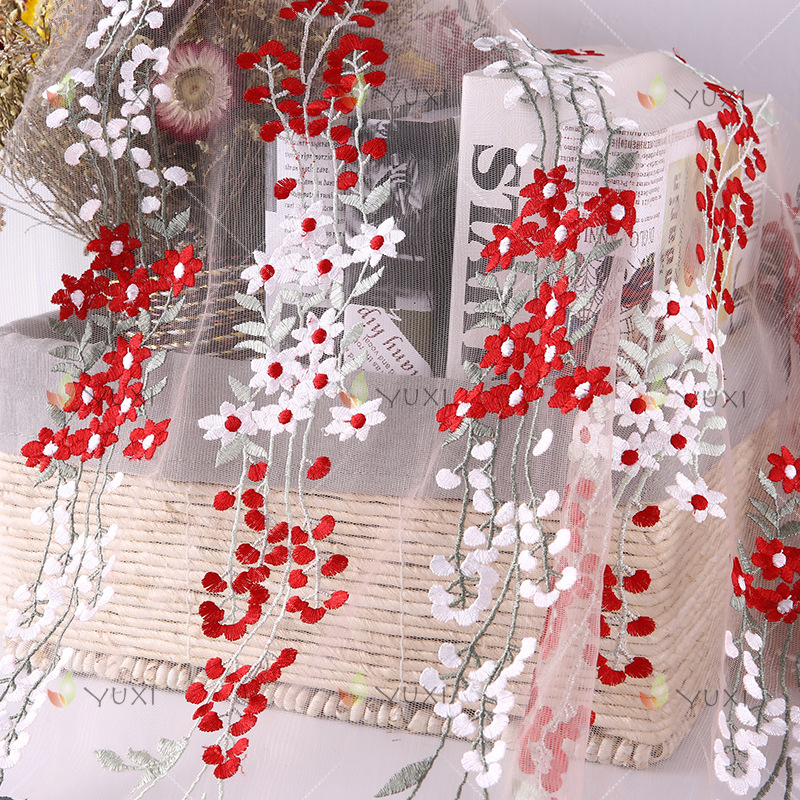 新款植物花型蕾丝网底绣花布多色线绣花面料连衣裙装饰绣花面料