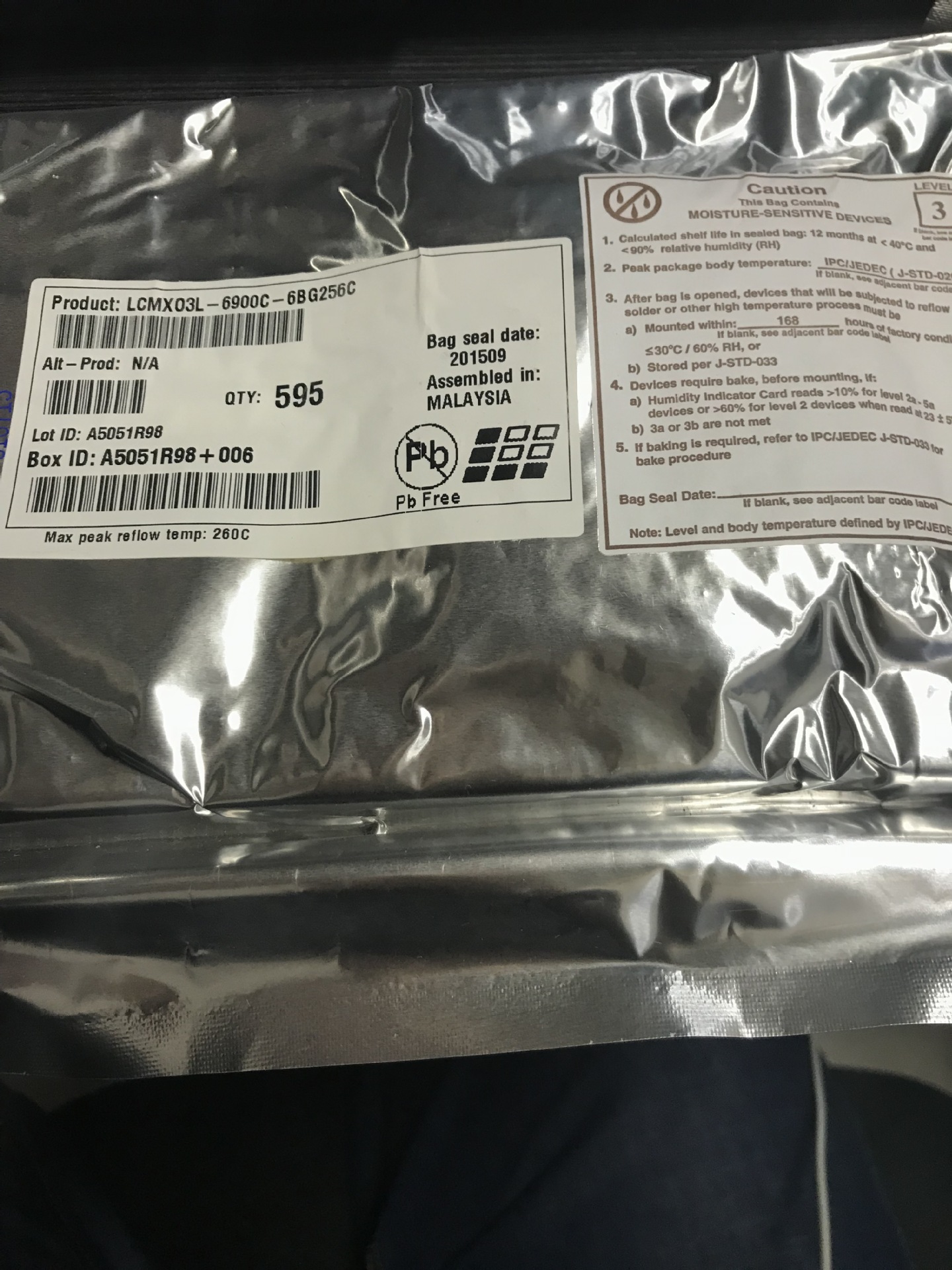 LCMXO3L-6900C-6BG256C LCMXO3L-6900C-6BG256I 全新原装