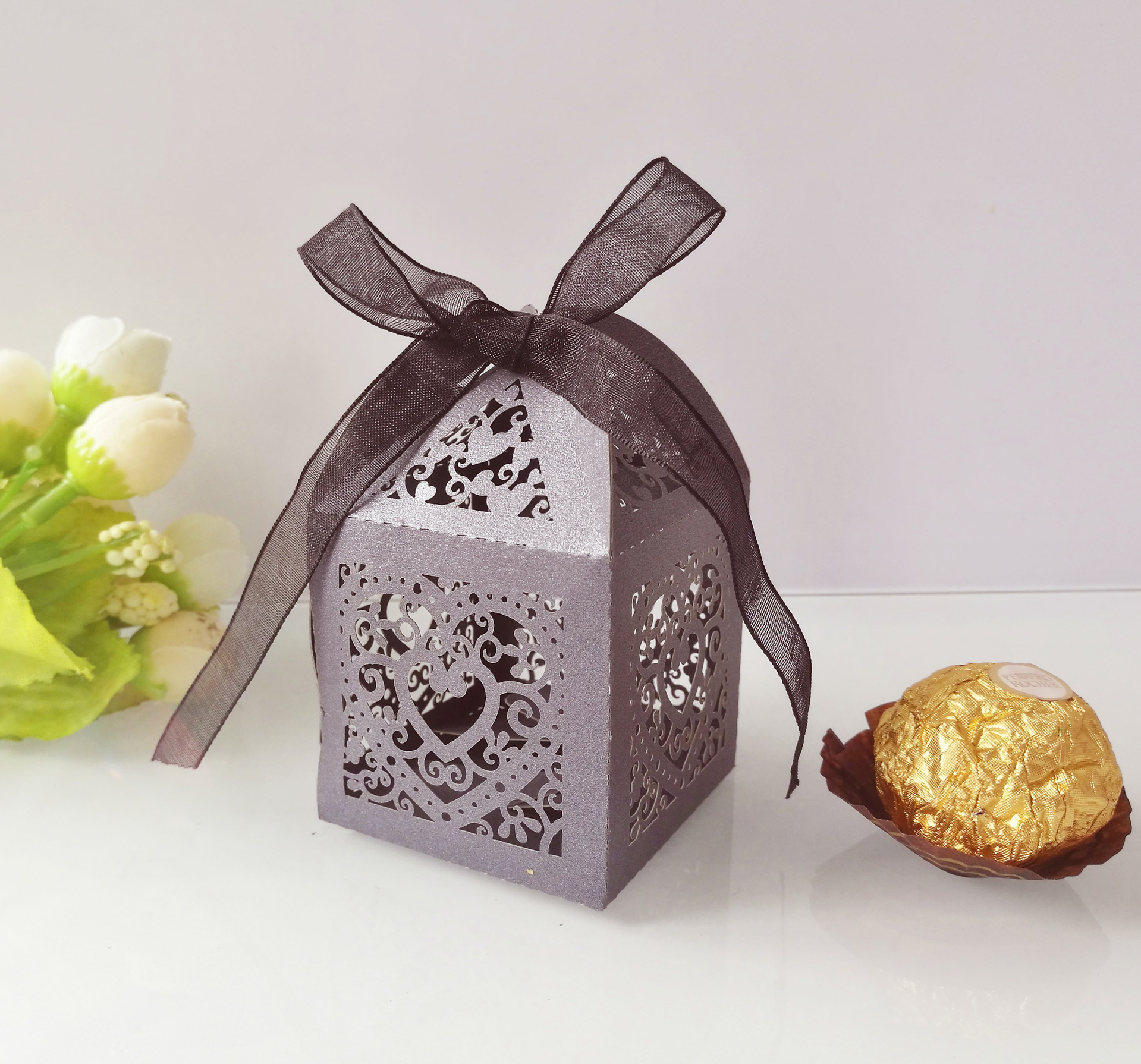 跨境 婚礼激光镂空喜糖盒 巧克力糖果包装盒套 心形粉色玫瑰花-阿里巴巴