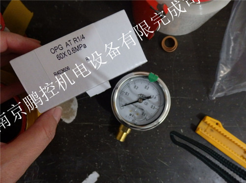 ASK液压表OPG-AT-R14 60*0.6MPa