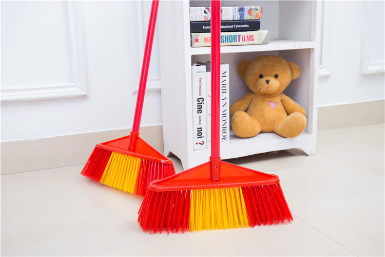 扫把 扫帚