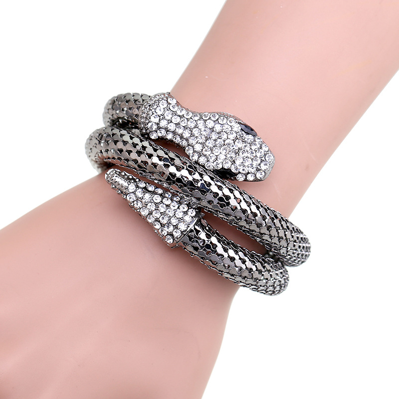 1 Piece Fashion Snake Alloy Inlay Artificial Diamond Womenu0027S Bangle