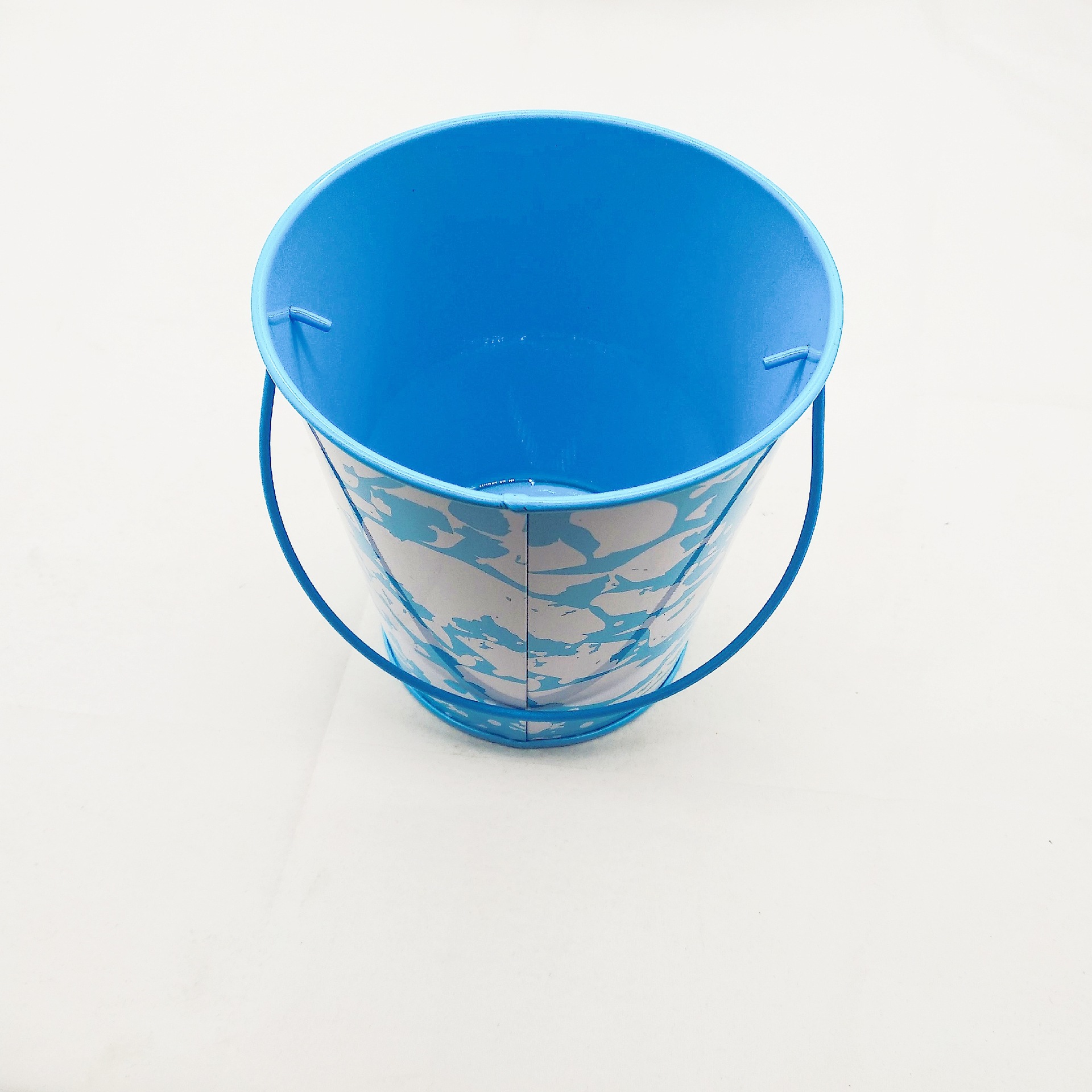 源头厂家生产铁盒 欧美铁桶 马口铁罐 包装盒 出口金属盒批发