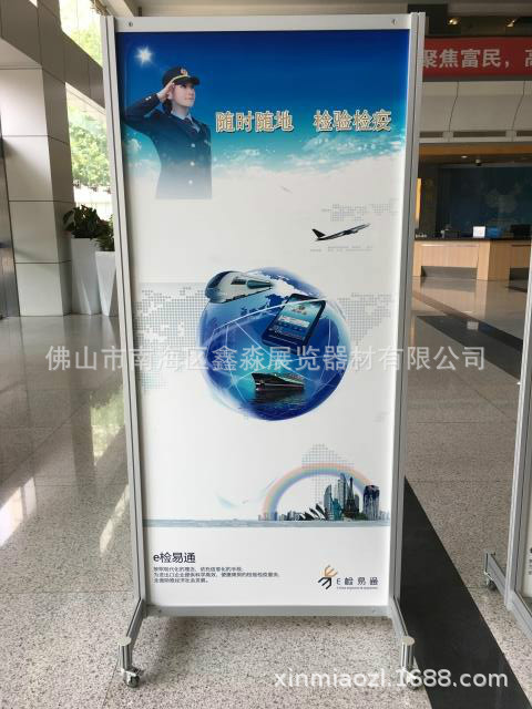 ���ƶ��������黭չ�� �������չʾ�� �������װ����չ������