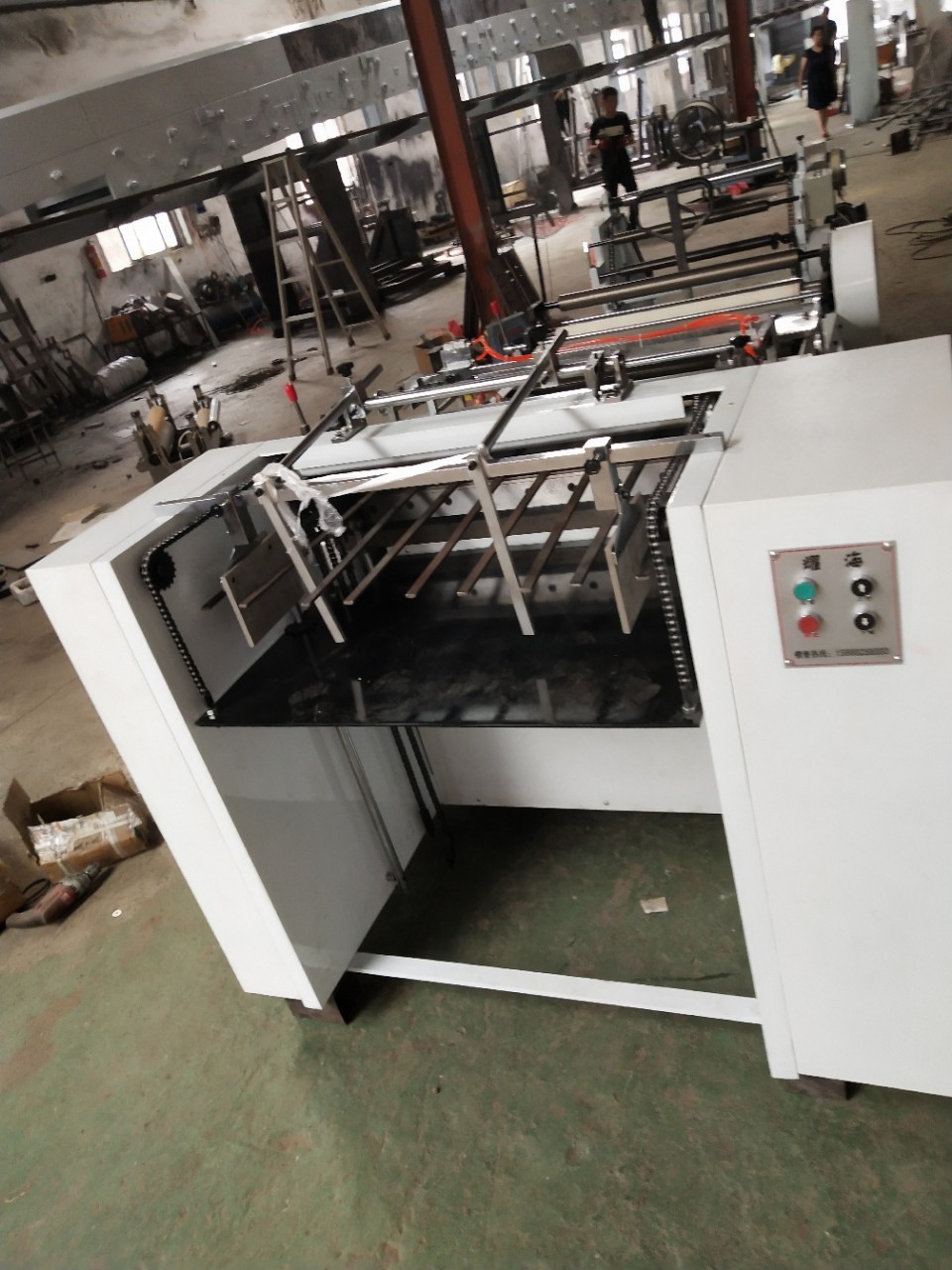 厂家供应全自动便利贴设备 告示贴 商务贴横切机  价格优惠